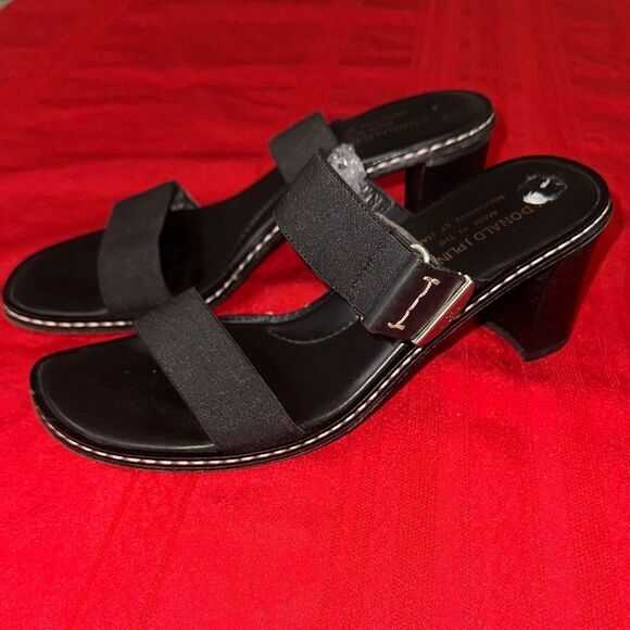 Donald J. Pliner Black Strappy Heels w/ White Trim & Silver Hardware Size 8 - Picture 8 of 11